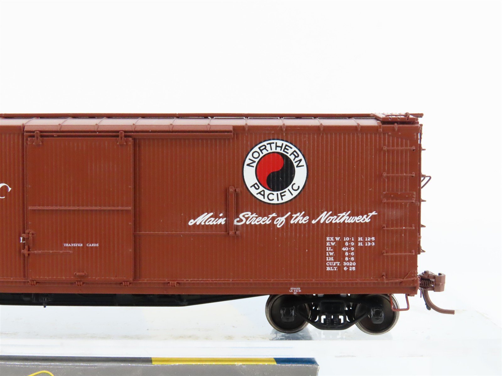 HO Scale Rapido 130018-1 NP Northern Pacific 