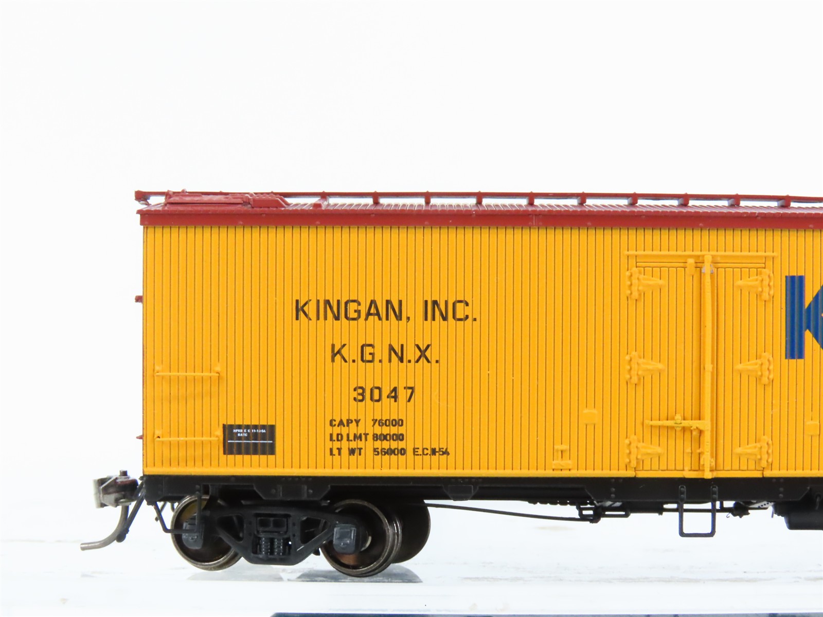 HO Scale Rapido 121056-1 KGNX Kingan GARX 37' Meat Reefer #3047