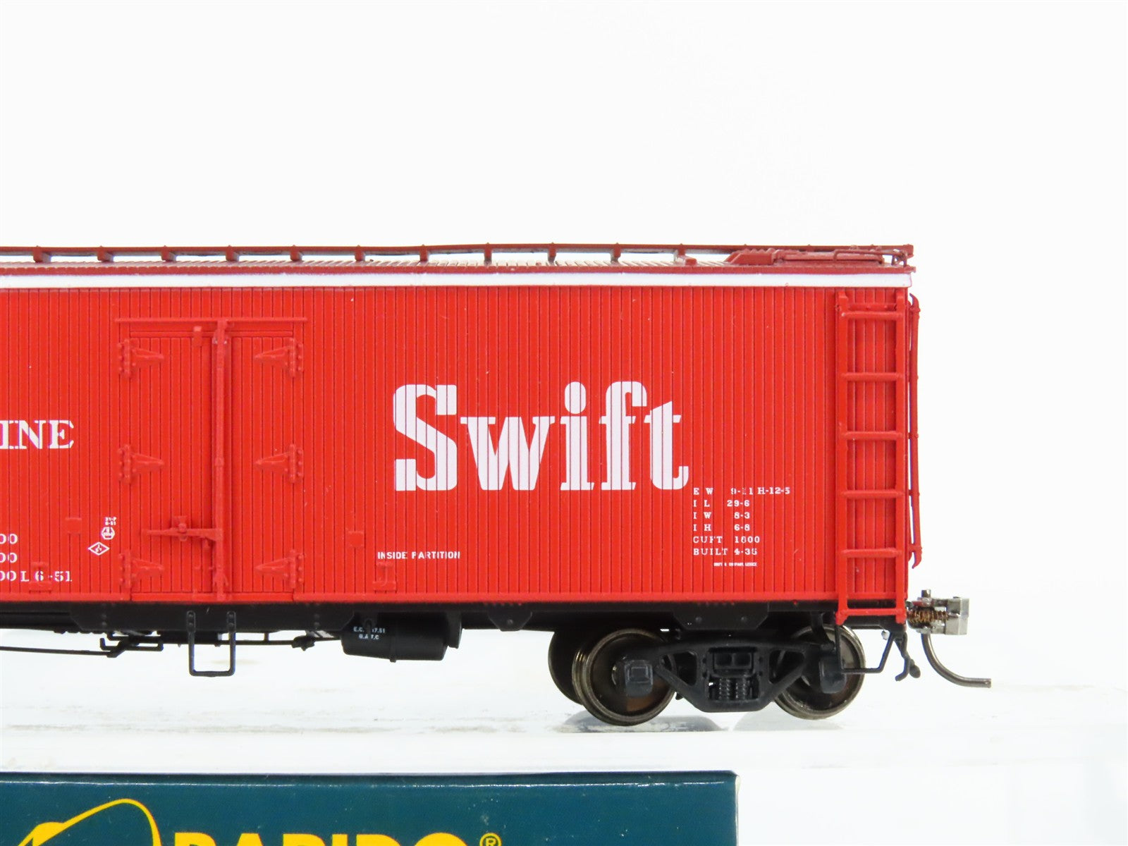HO Scale Rapido 121059-2 SRLX Swift Refrigerator Line GARX 37' Meat Reefer #2765