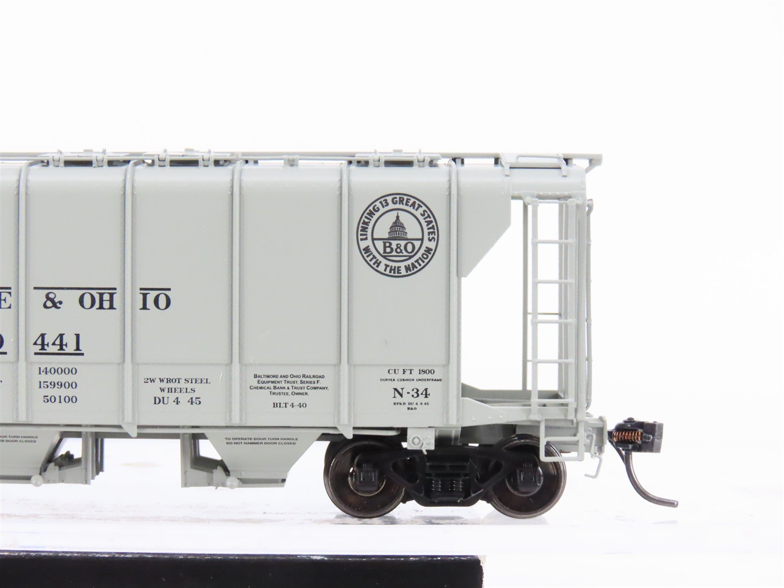 HO Scale Spring Mills Depot 141003-06 B&O Baltimore & Ohio 2-Bay Hopper #630441