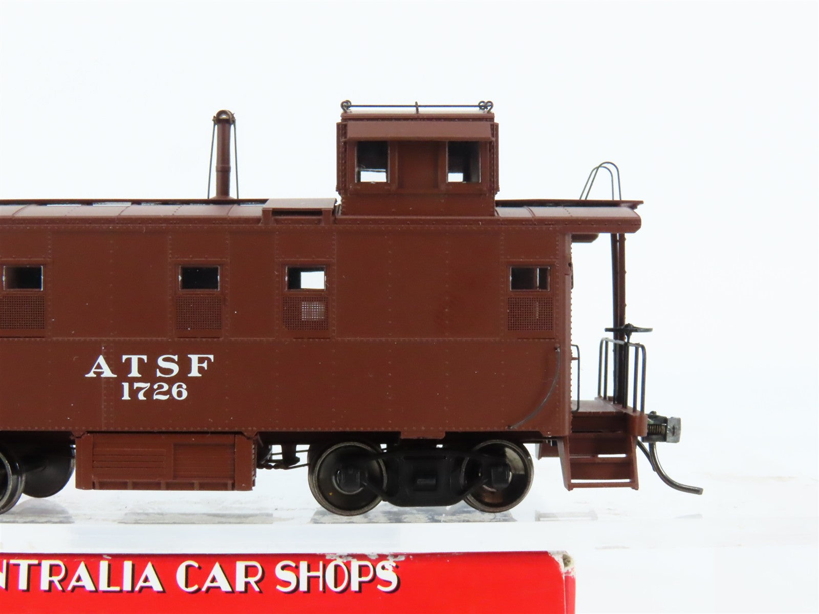 HO Scale Centralia Car Shops CCS1115-08 ATSF Santa Fe Early Caboose #1726