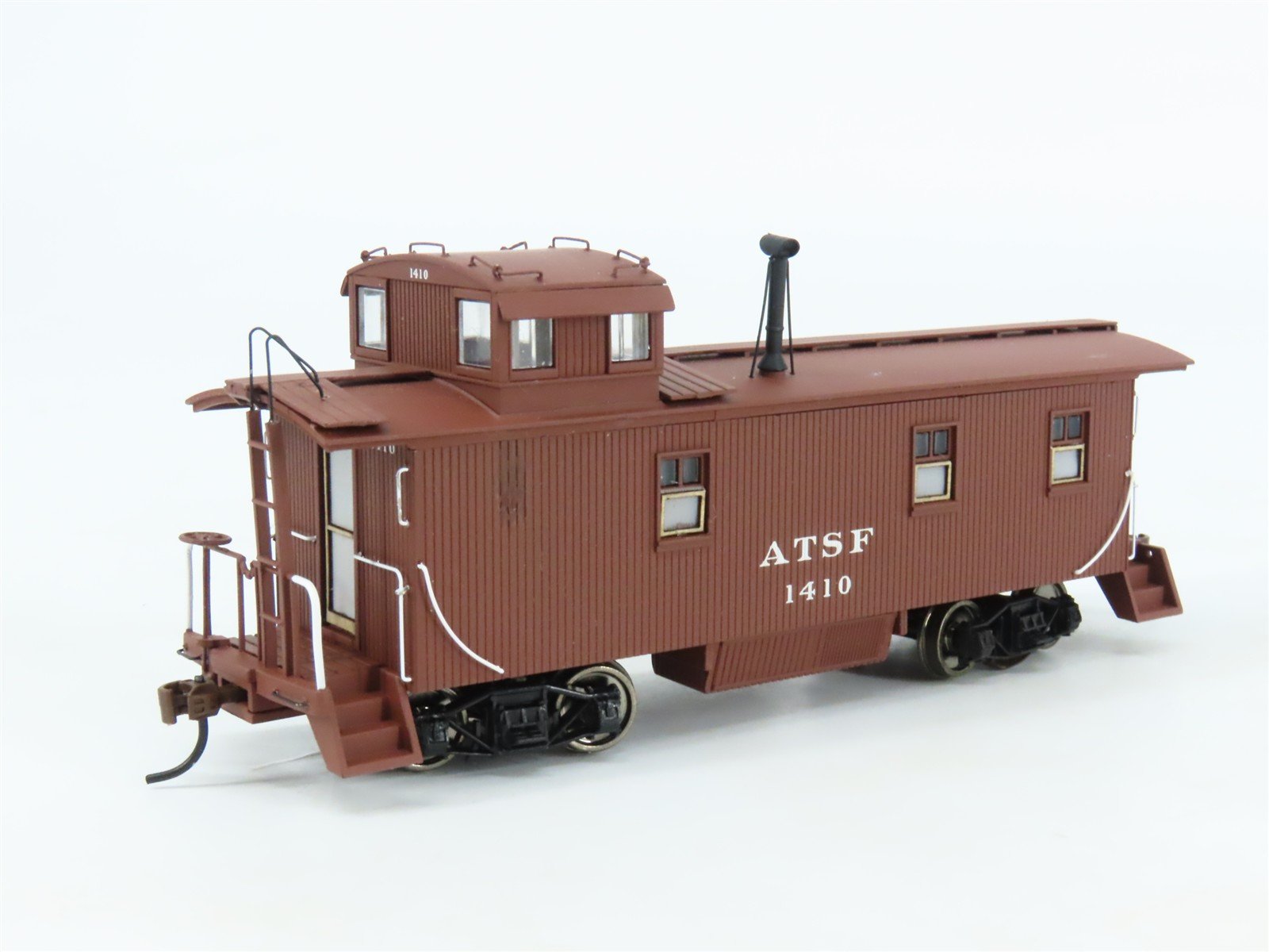 HO Scale Walthers Platinum Line 932-7586 ATSF Santa Fe Wood Caboose #1410