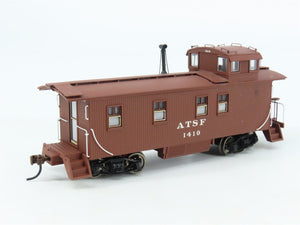 HO Scale Walthers Platinum Line 932-7586 ATSF Santa Fe Wood Caboose #1410