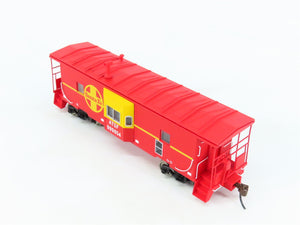 HO Scale Walthers Platinum Line 932-7626 ATSF Santa Fe Bay Window Caboose 999654
