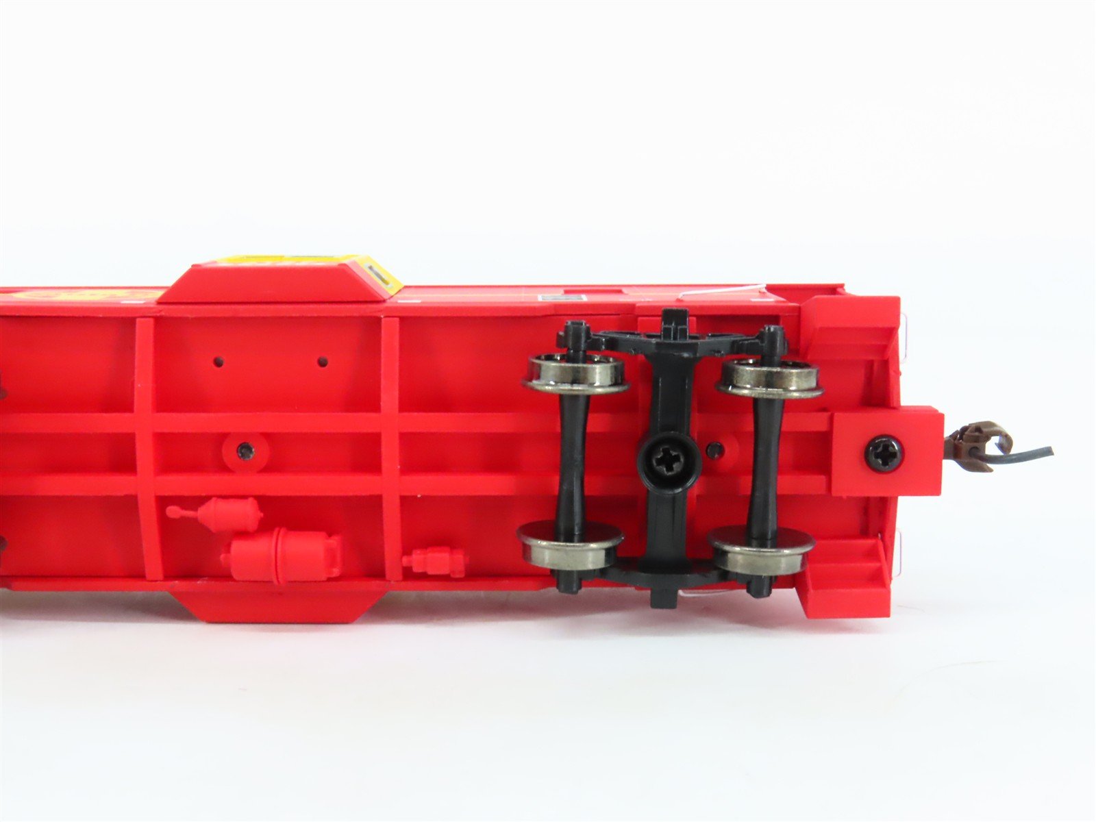 HO Scale Walthers Platinum Line 932-7626 ATSF Santa Fe Bay Window Caboose 999654