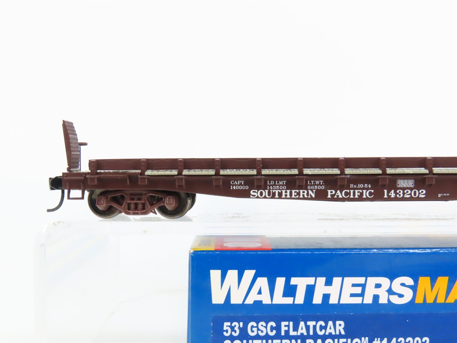 HO Scale Walthers Mainline 910-5120 SP Southern Pacific 53' GSC Flat Car #143202