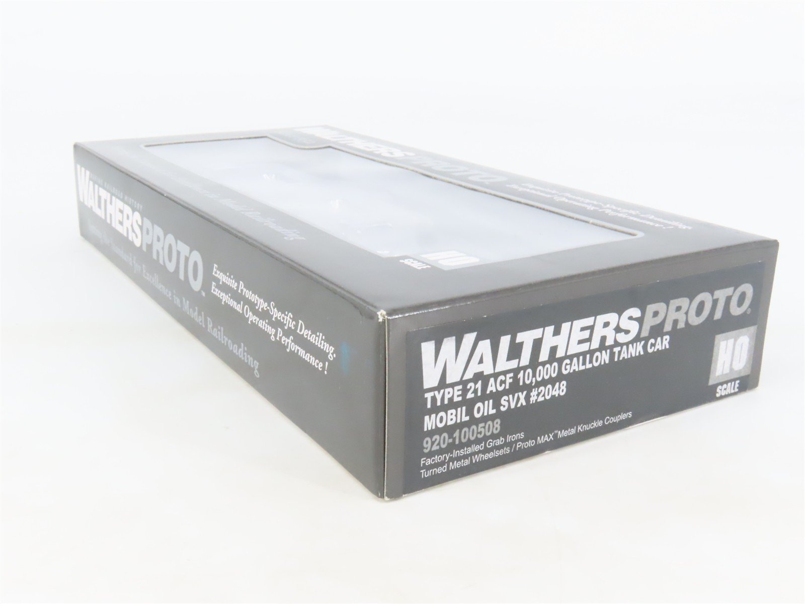 HO Scale Walthers Proto 920-100508 SVX Mobil Oil Single Dome Tank Car #2048