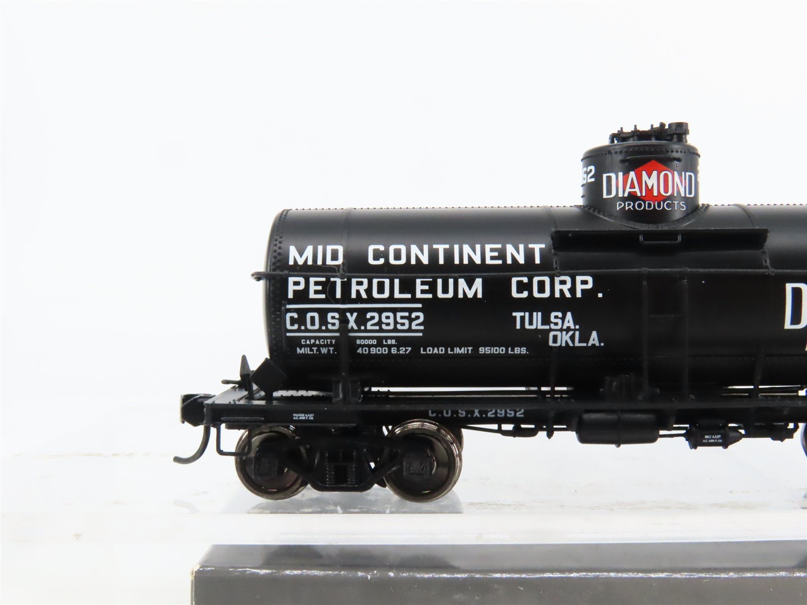 HO Walthers Proto 920-100327 COSX Mid-Continent Petroleum Single Dome Tank Car