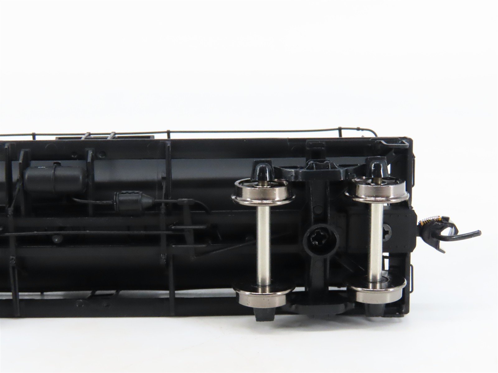 HO Scale Walthers Proto 920-100410 SDRX Sinclair Single Dome Tank Car #26175