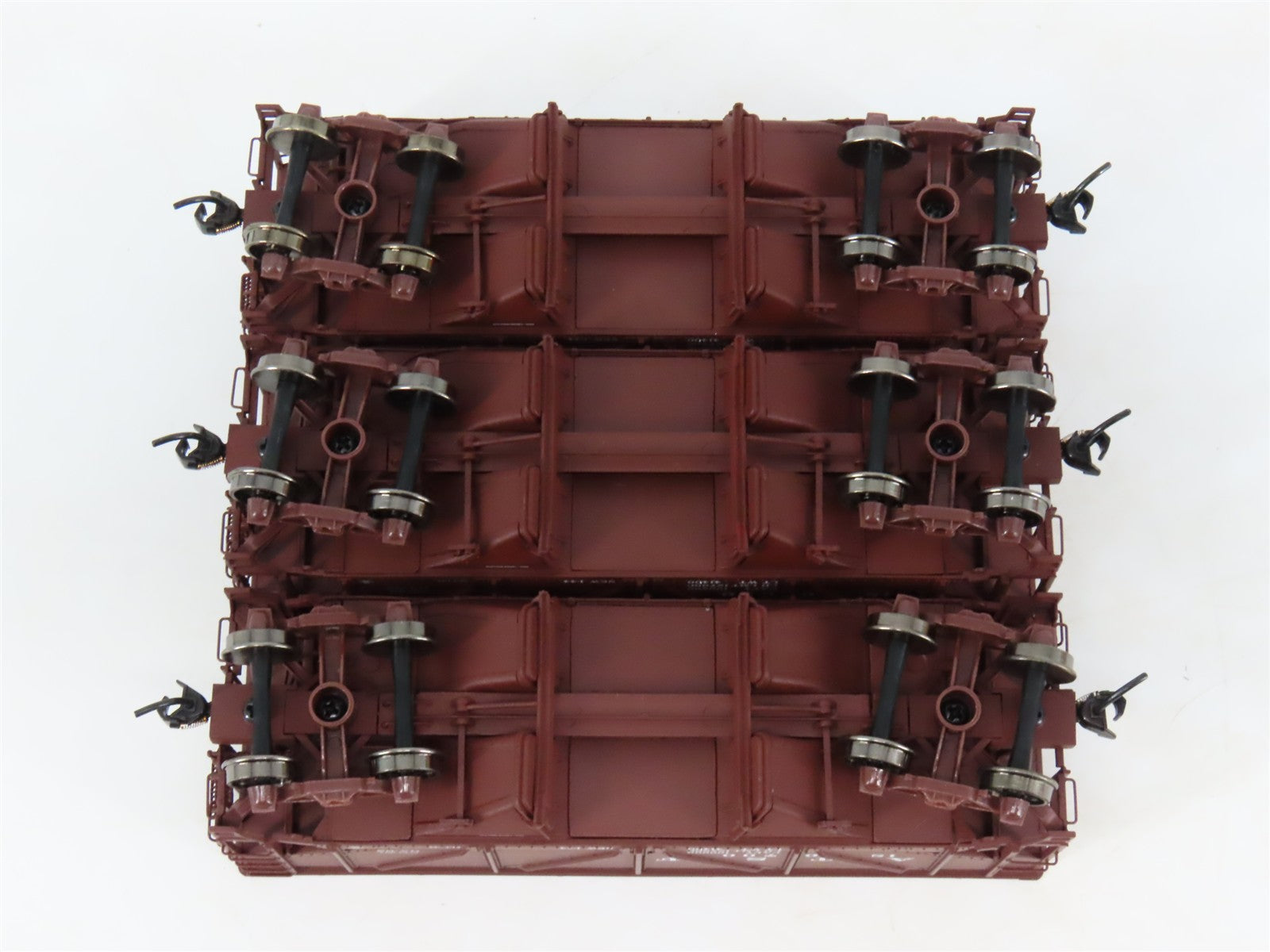 HO Scale Walthers Platinum Line 932-342301 ATSF Santa Fe 2-Bay Open Hopper 3-Pk.