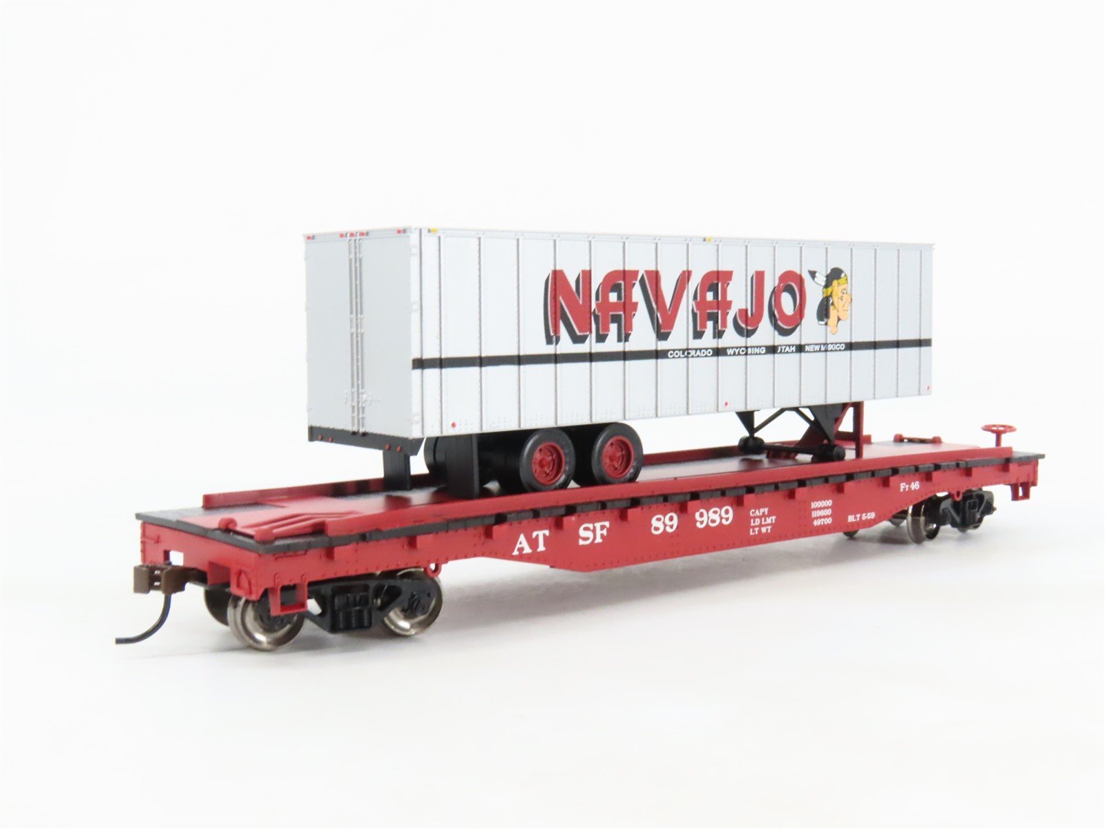 HO Scale Bachmann Silver Series 16701 ATSF Santa Fe Flat Car #89989 w/ Trailer