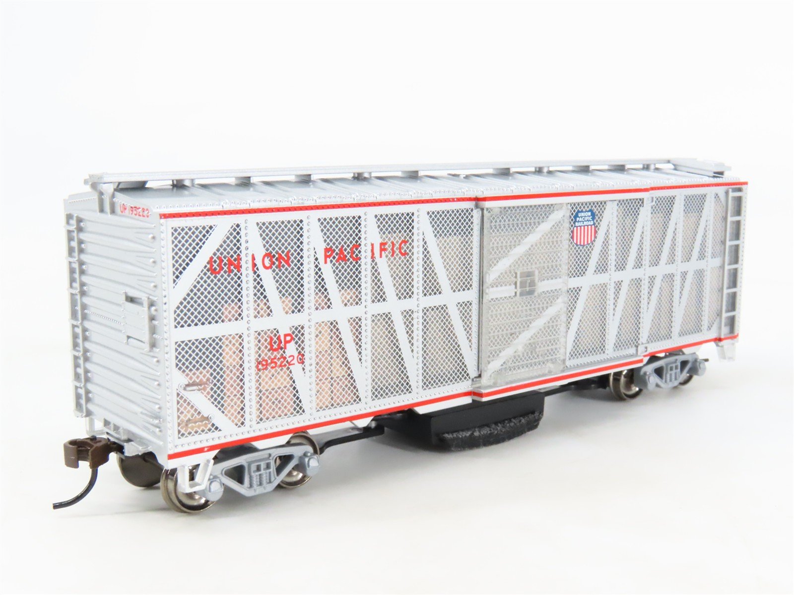 HO Bachmann Silver Series 16316 UP Track Cleaning Damage Control Box Car #195220