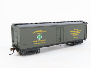 HO Scale Roundhouse 84620 CDPX Cloverland Dairy 40' Wood Milk Car #102