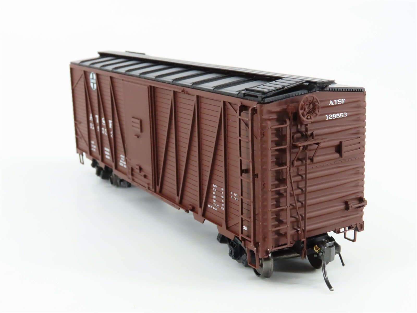 HO Scale Intermountain 46071-14 ATSF Santa Fe 40' WWII Emergency Boxcar #129553