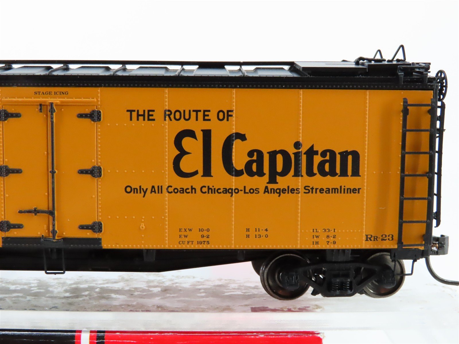 HO Scale Intermountain 46107-34 SFRD Santa Fe El Capitan Refrigerator Car #32529