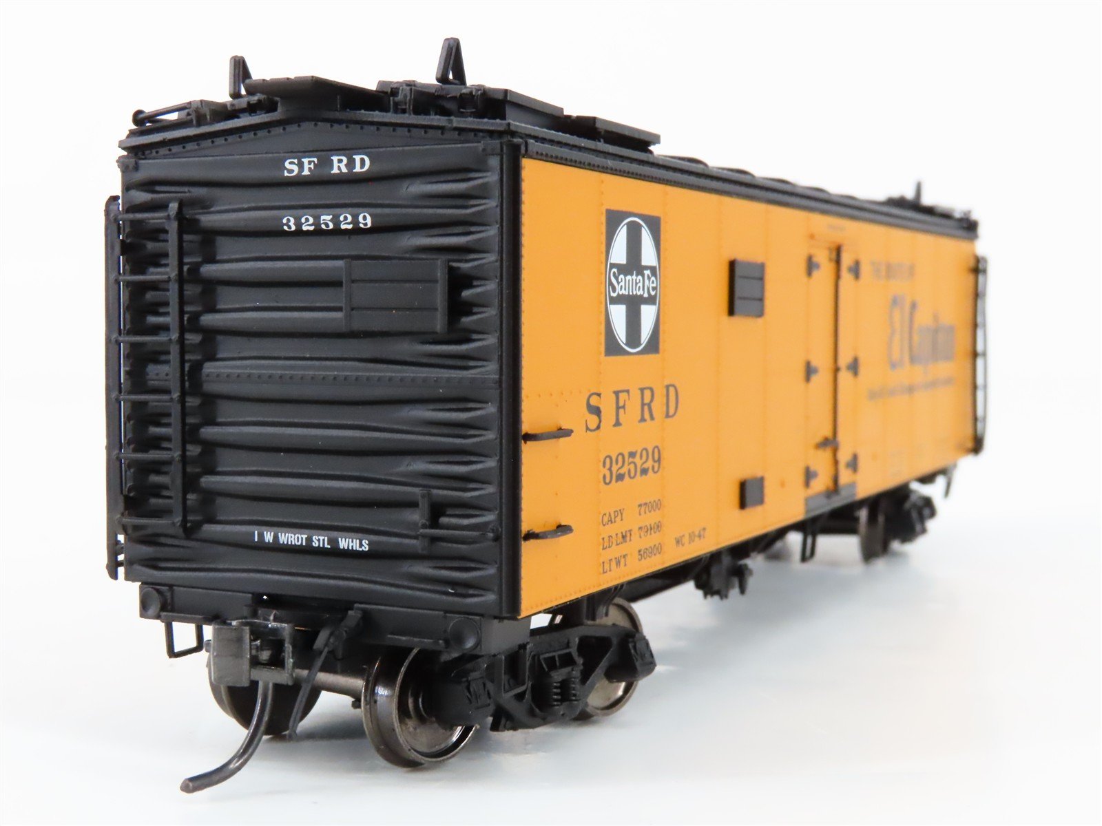HO Scale Intermountain 46107-34 SFRD Santa Fe El Capitan Refrigerator Car #32529