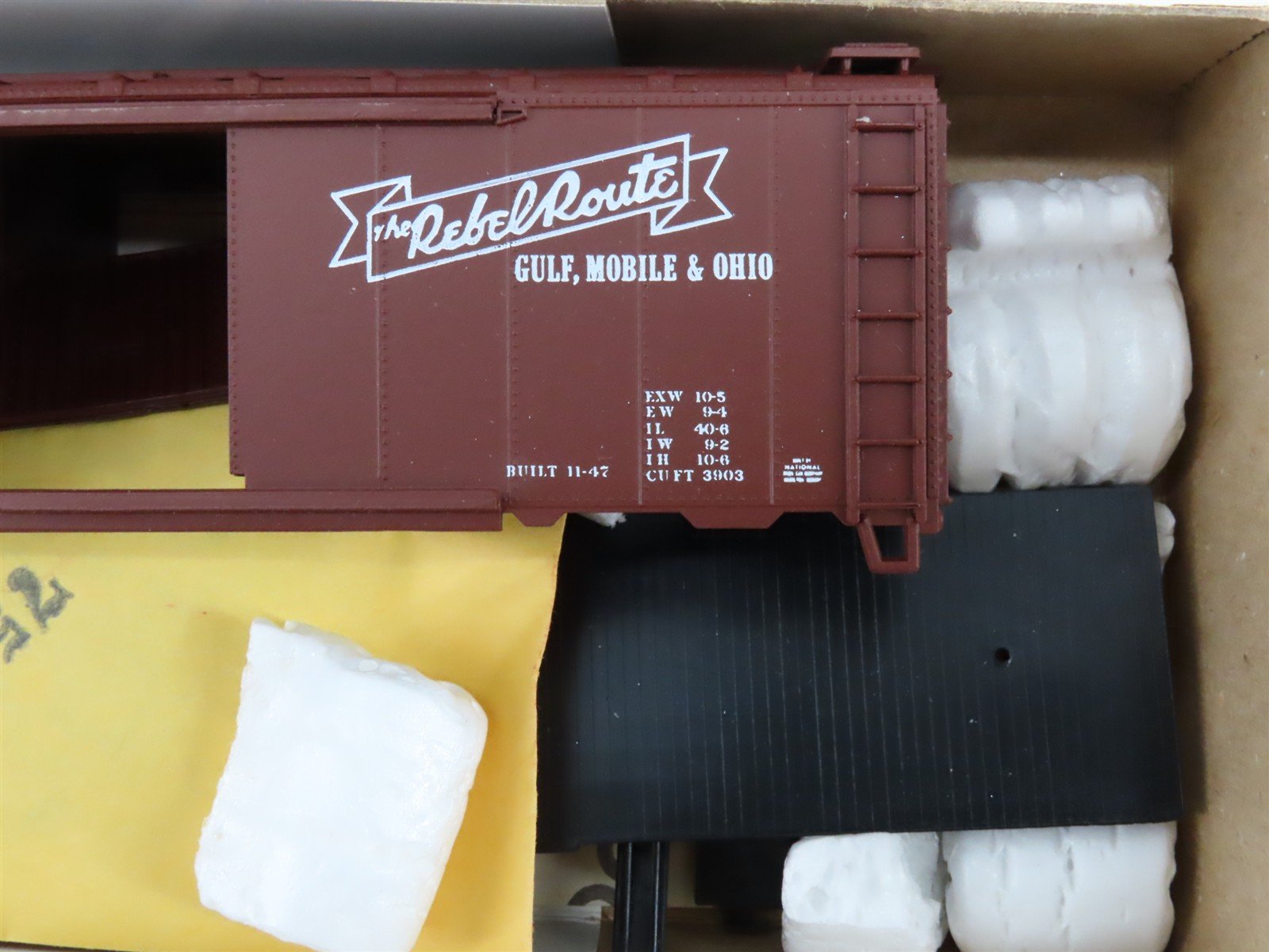 HO Scale Bev-Bel 1091-1 GM&O Gulf Mobile & Ohio 40' Boxcar #5042 Kit