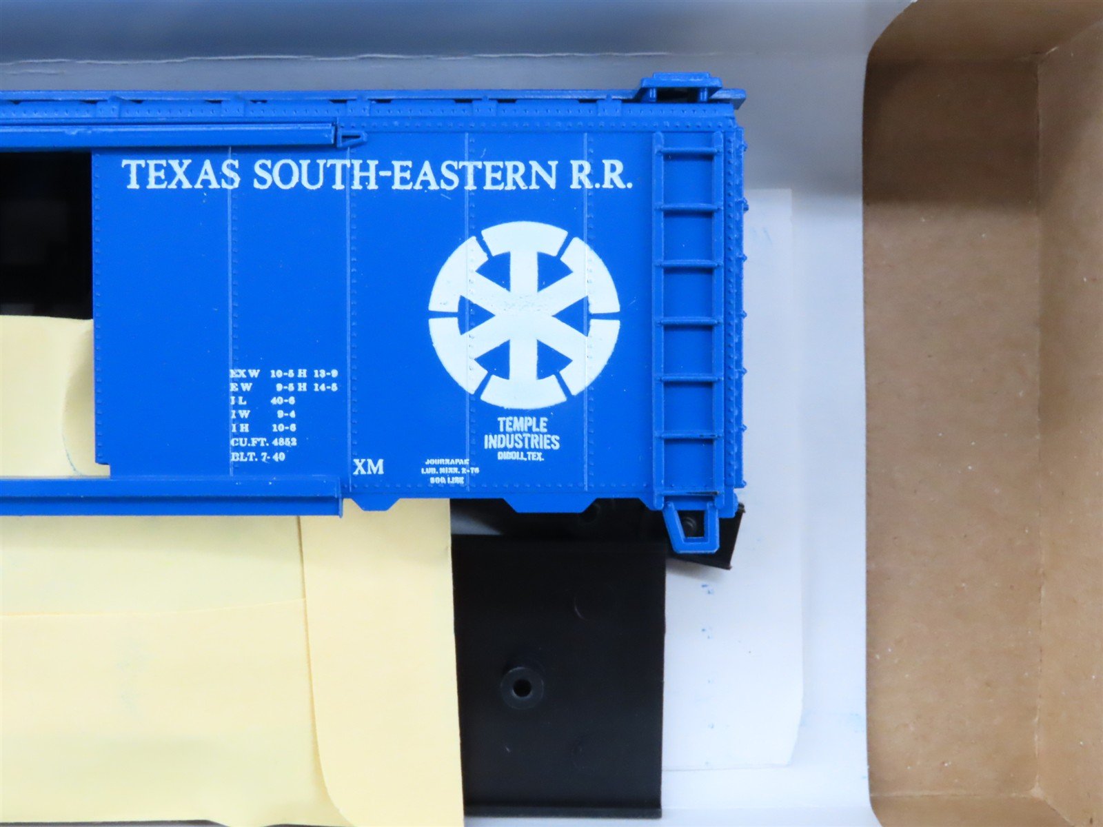 HO Scale Bev-Bel 2387 TSE Texas South-Eastern 40' Boxcar #401 Kit