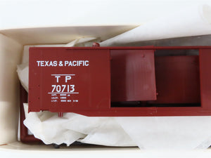 LOT of 4 HO Scale Branchline T&P Texas & Pacific 40' Postwar & 50' Boxcar Kits