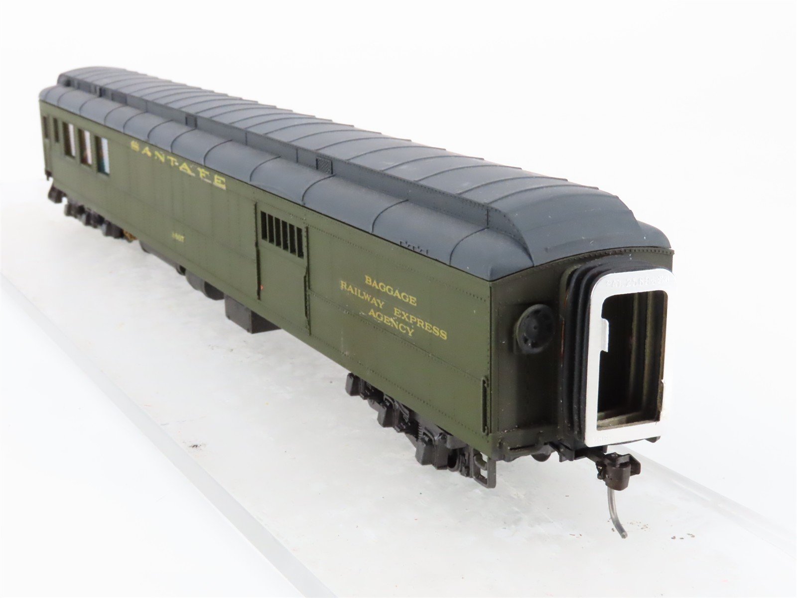 HO Scale Rivarossi ATSF Santa Fe Combine Passenger Car #2607 CUSTOM