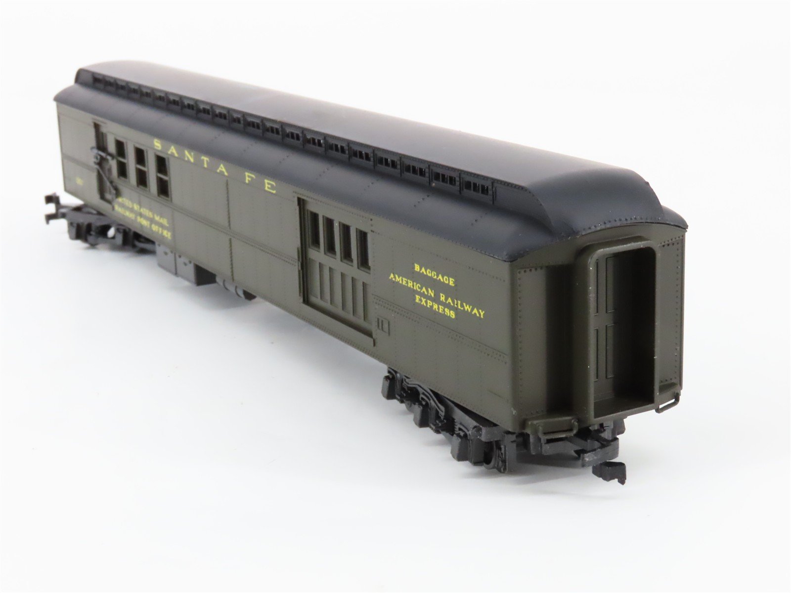 HO Scale Rivarossi 2807/0 ATSF Santa Fe RPO Passenger Car #1307