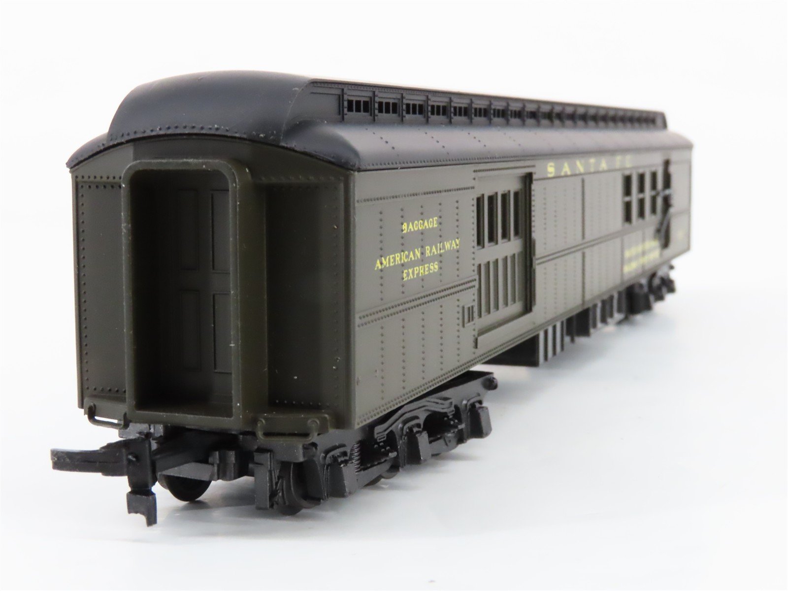 HO Scale Rivarossi 2807/0 ATSF Santa Fe RPO Passenger Car #1307