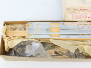 HO Scale Walthers Kit 5526-U777 Undecorated PRR MU Combine Electric Rail Car