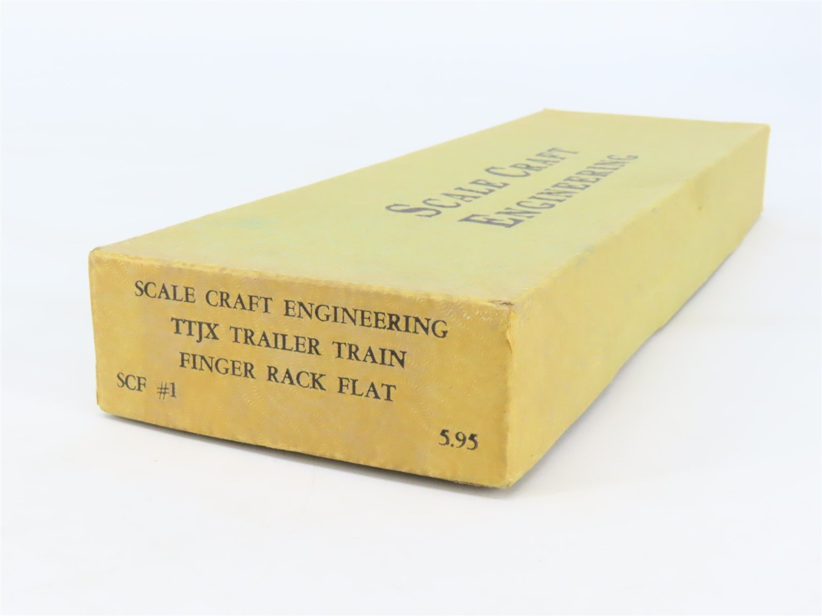 HO Scale-Craft SCF-1 TTJX Finger Rack Flat Car #81975 w/ Load - Custom