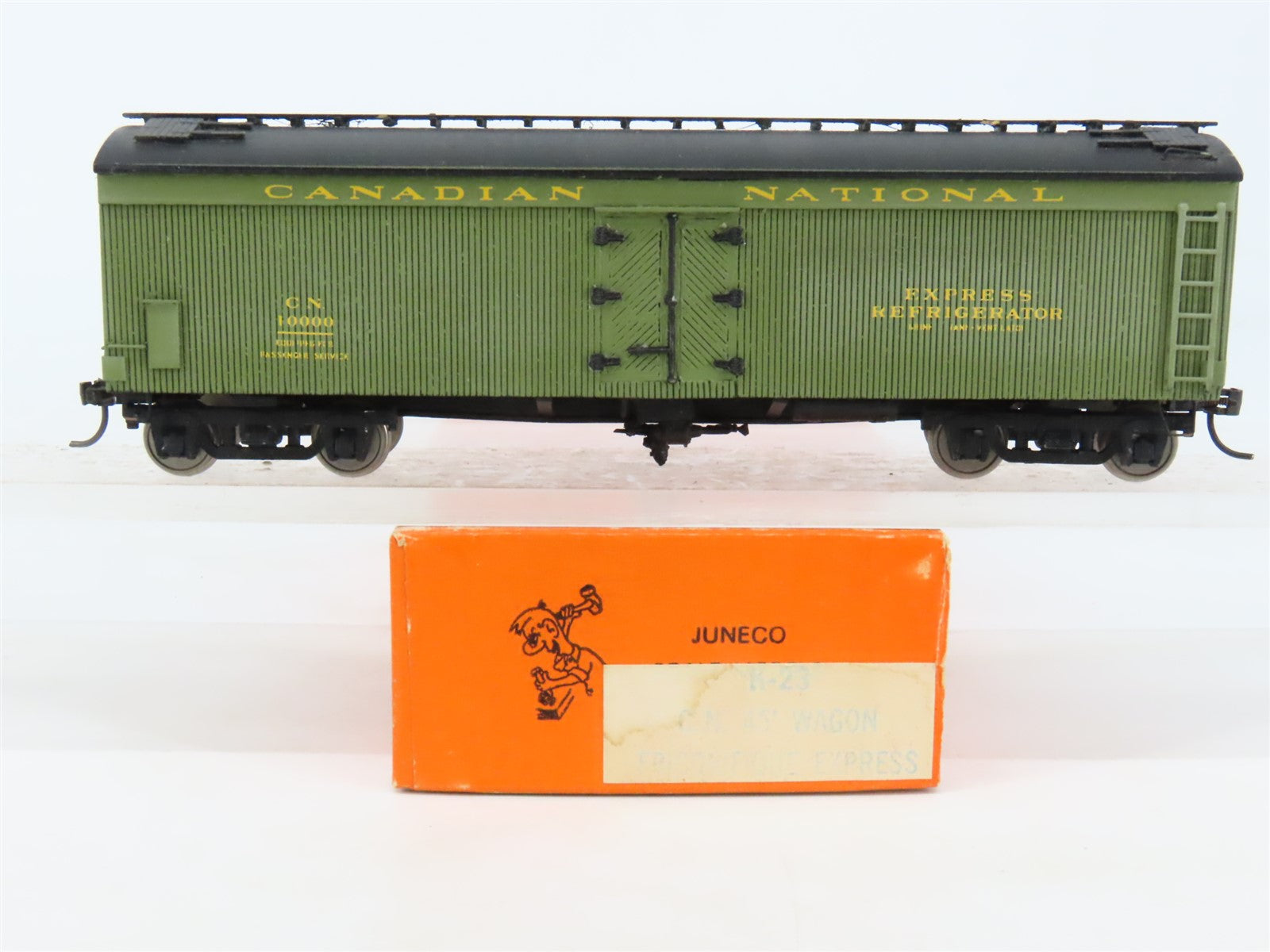 HO Scale Juneco K-23 CN Canadian National 45' Express Wood Reefer #10000 -Custom