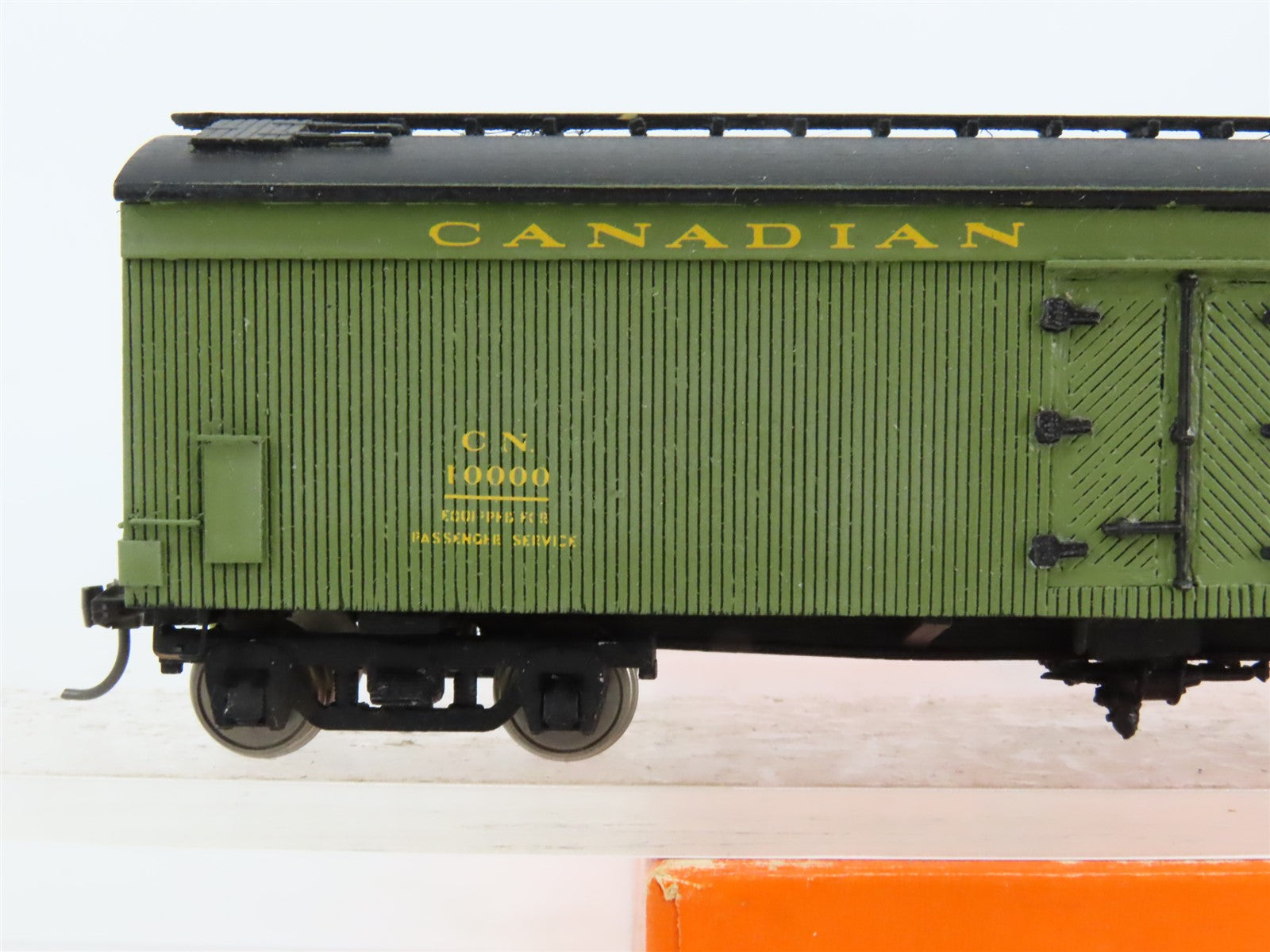 HO Scale Juneco K-23 CN Canadian National 45' Express Wood Reefer #10000 -Custom