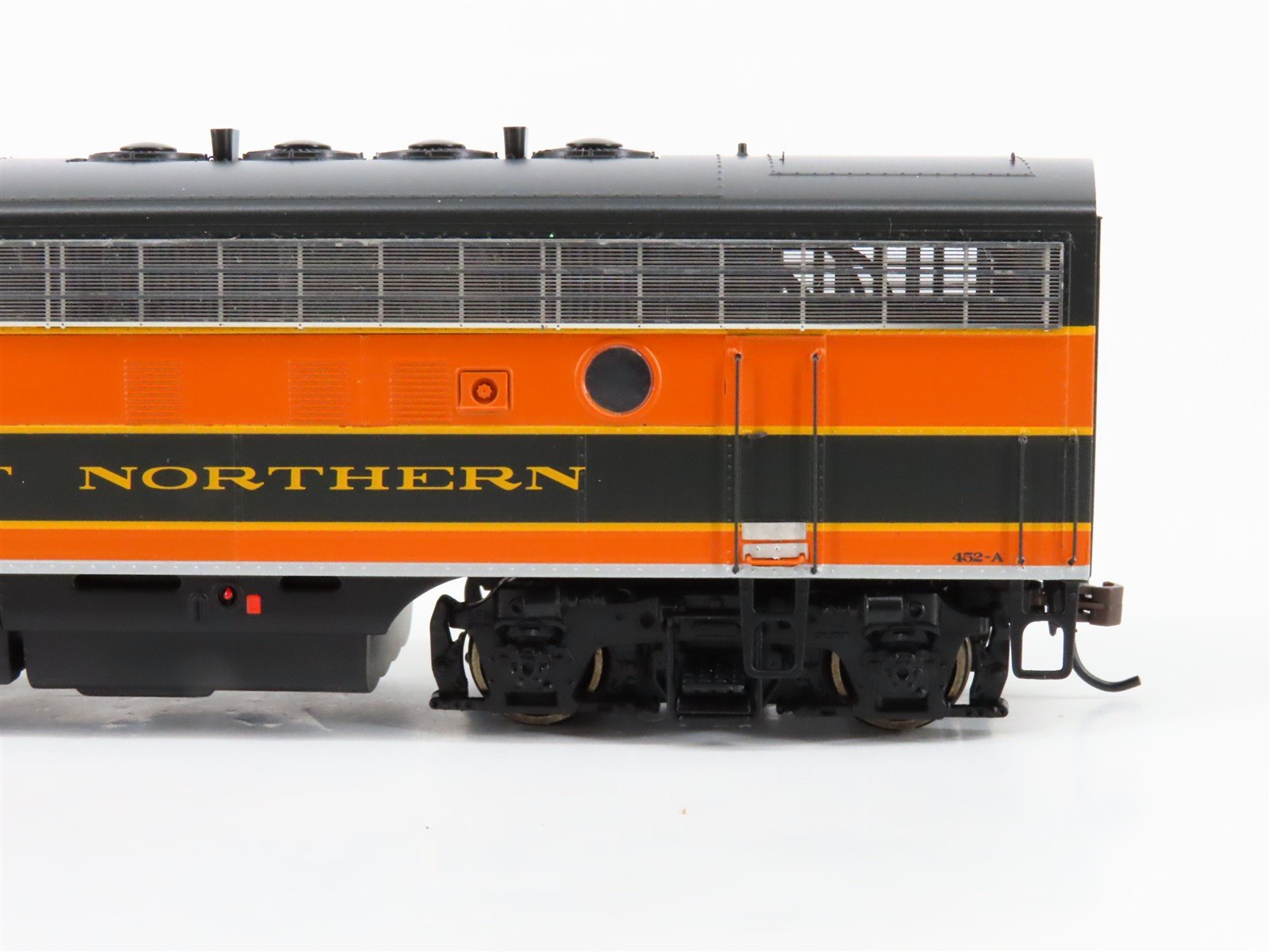 HO Scale Athearn Genesis G1604 GN Great Northern EMD F7A/B Diesel Set #452A/452B