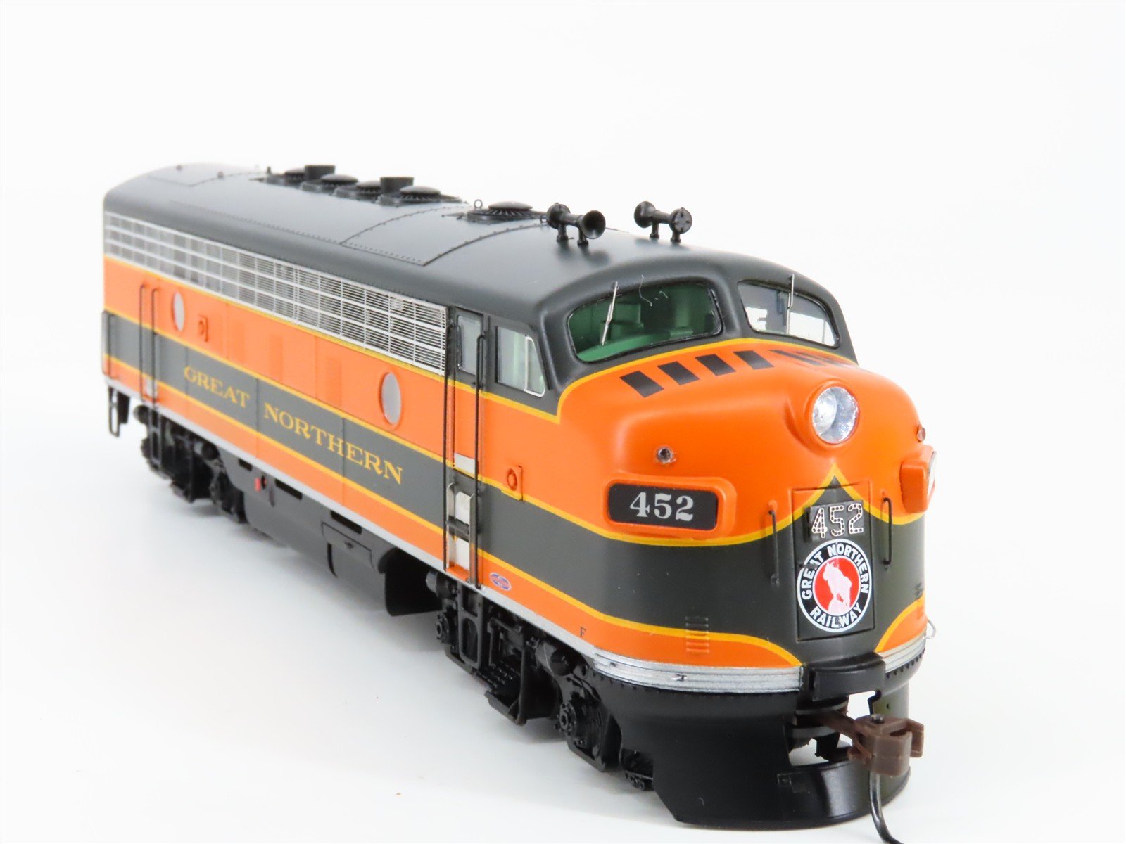 HO Scale Athearn Genesis G1704 GN Great Northern EMD F7A/B Diesel Set #452D/452C