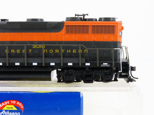 HO Scale Athearn 91727 GN Great Northern EMD GP35 Diesel #3019 - DCC Ready