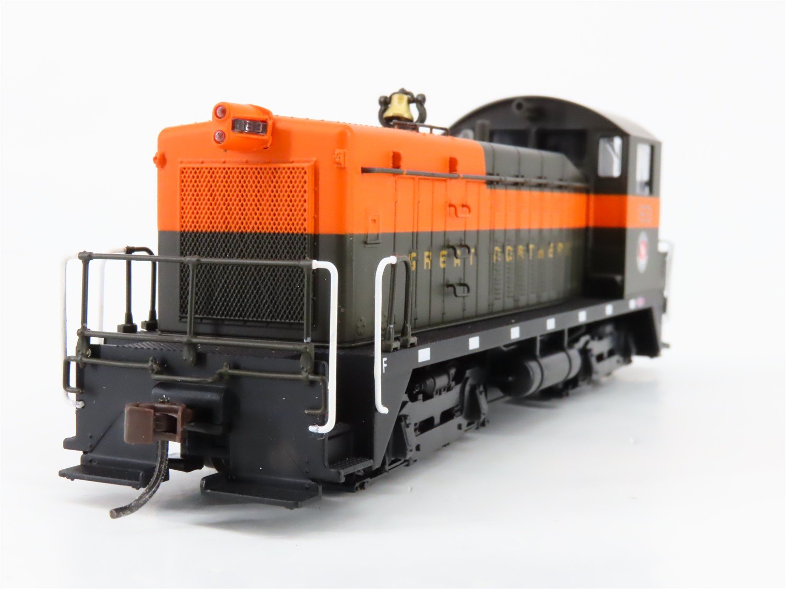 HO Broadway Limited BLI 658 GN Great Northern EMD SW7 Diesel #163 w/ DCC & Sound