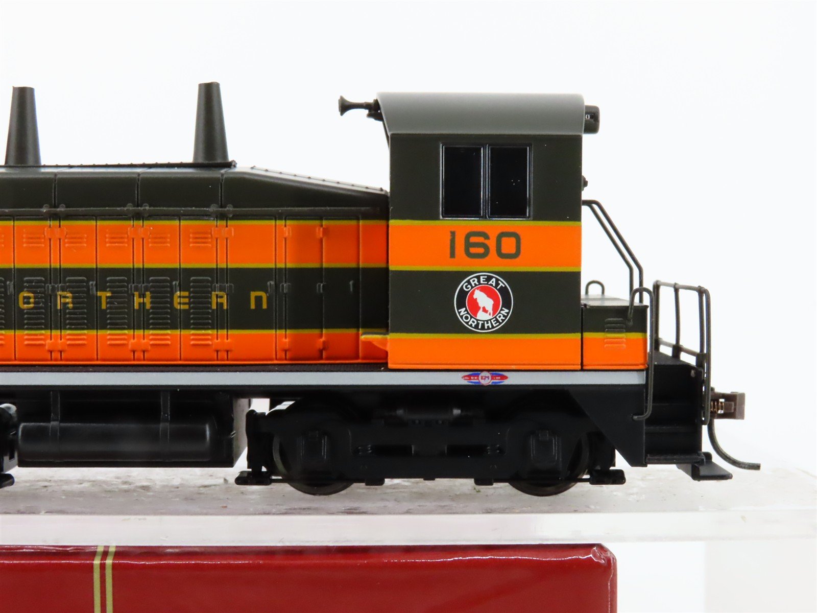 HO Broadway Limited BLI 658 GN Great Northern EMD NW2 Diesel #160 w/ DCC & Sound
