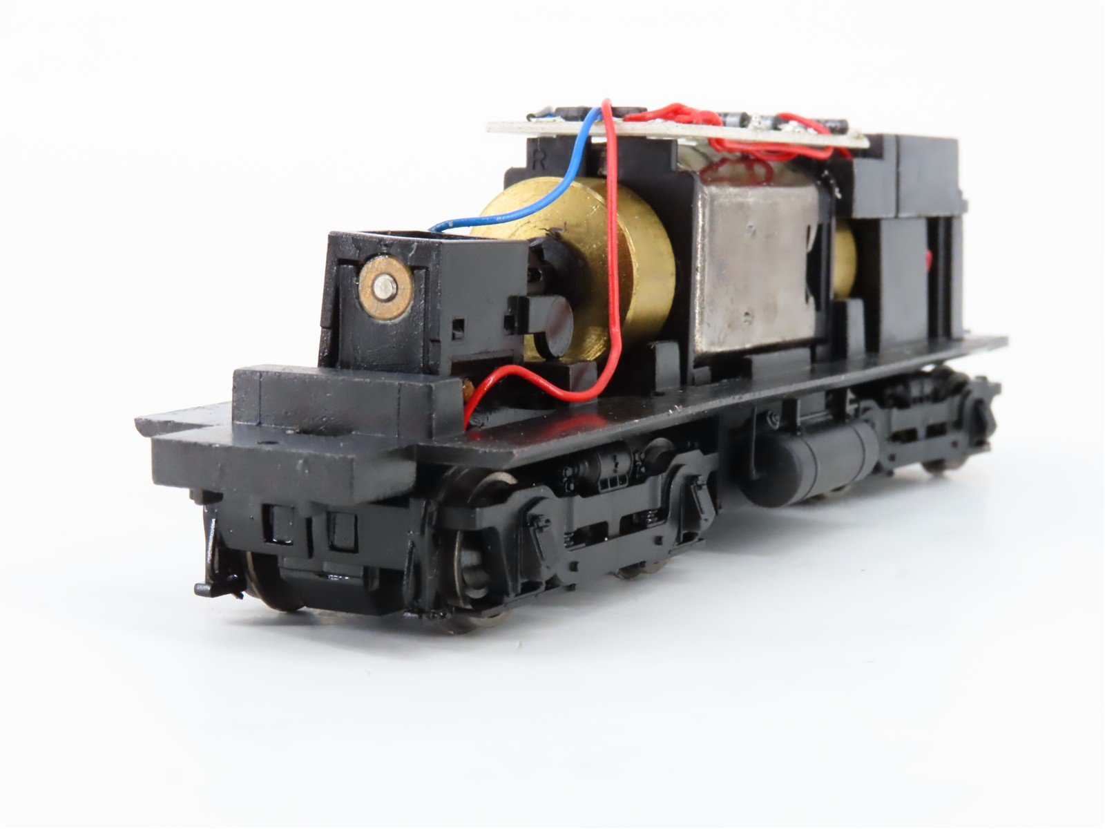 HO Scale Proto 2000 21136 GN Great Northern EMD SW9 Diesel Switcher #14