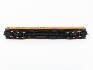 HO Scale Walthers 932-10113 GN Great Northern Paired Window Coach Passenger Car