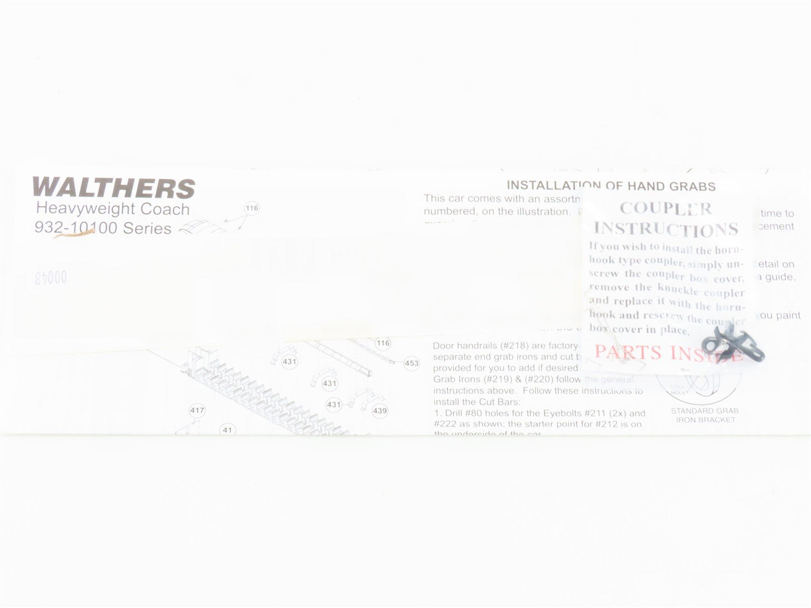 HO Scale Walthers 932-10113 GN Great Northern Paired Window Coach Passenger Car