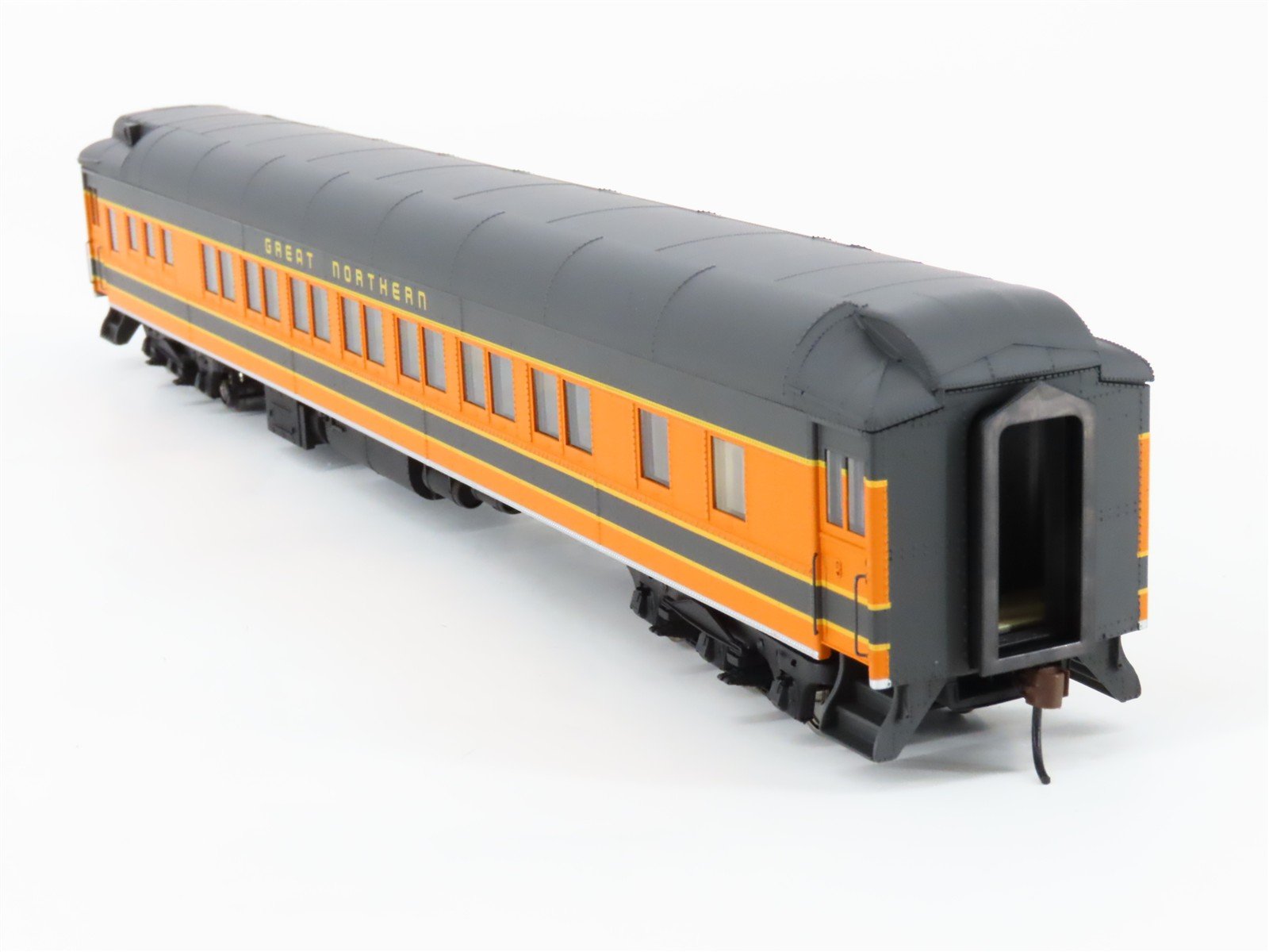 HO Walthers 932-10213 GN Great Northern Pullman 14-Section Sleeper Passenger Car