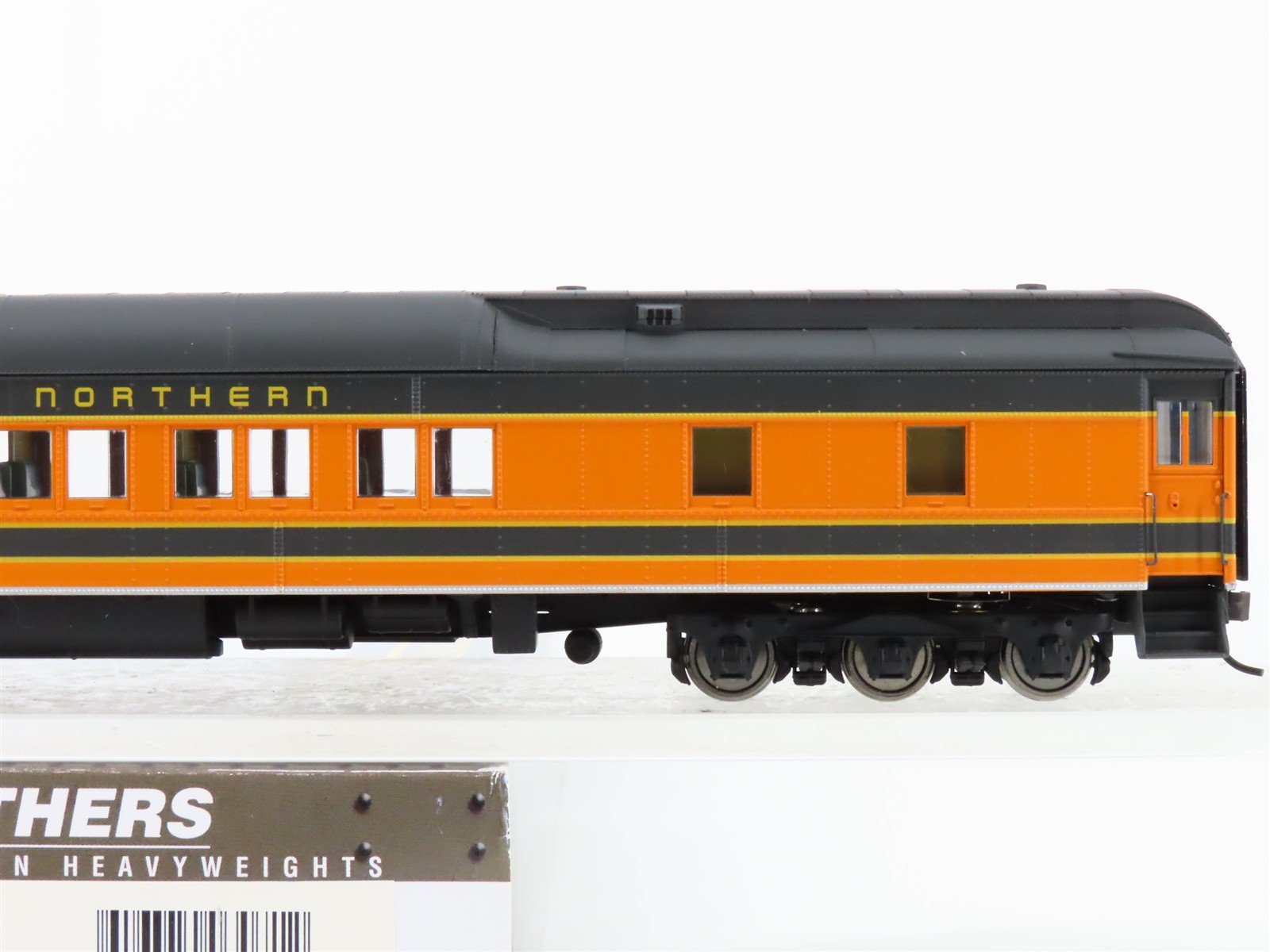 HO Scale Walthers 932-10013 GN Great Northern Pullman 12-1 Sleeper Passenger Car