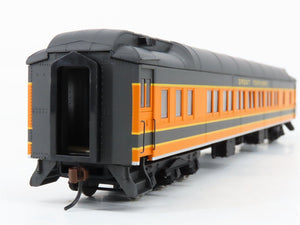 HO Walthers 932-10213 GN Great Northern Pullman 14-Section Sleeper Passenger Car