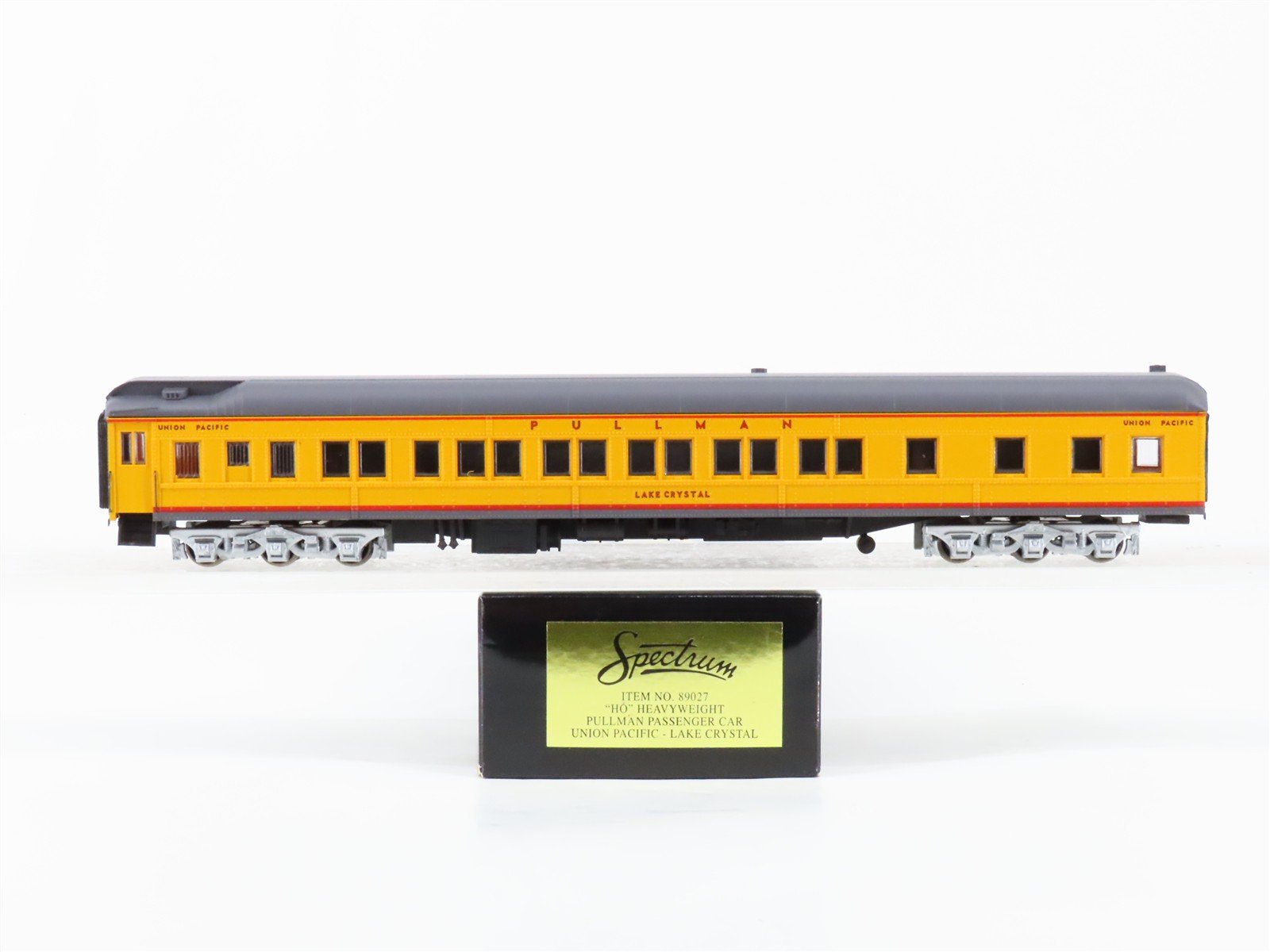 HO Bachmann Spectrum 89027 UP Union Pacific Pullman Passenger Car 
