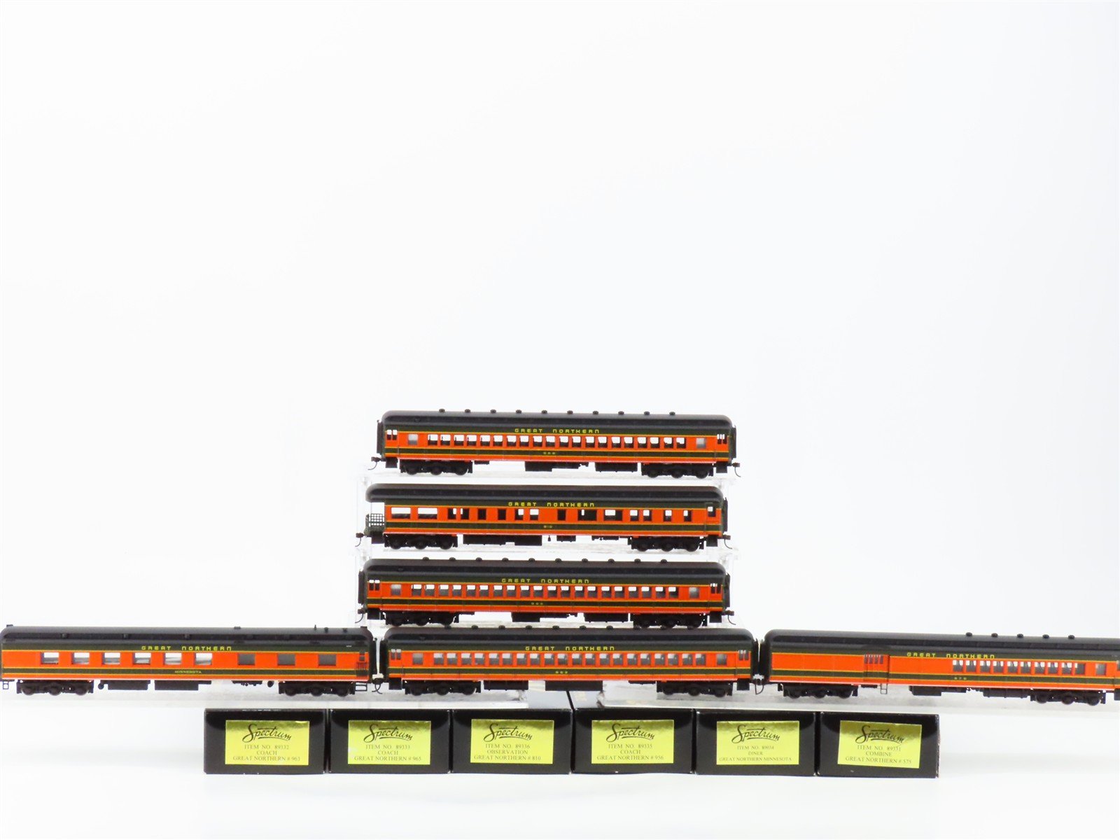 HO Scale Bachmann Spectrum GN Great Northern Passenger 6-Car Set