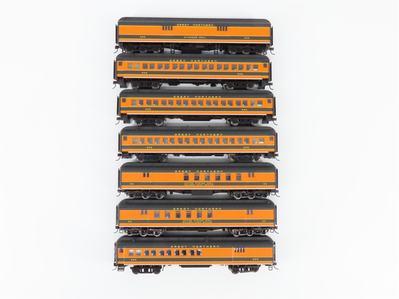LOT of 7 HO Scale Walthers Trainline GN Great Northern Passenger Cars