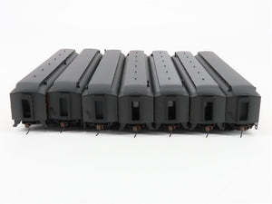 LOT of 7 HO Scale Walthers Trainline GN Great Northern Passenger Cars