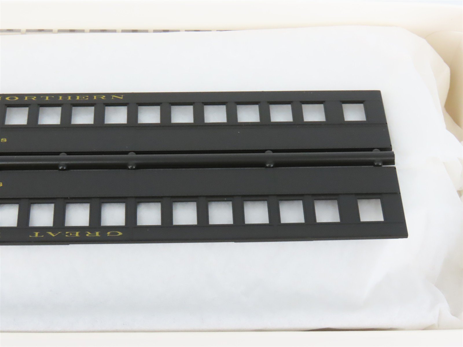 HO Branchline Blueprint Kit 5351 GN Great Northern 80' Coach Passenger #978