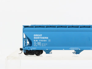 HO Scale Accurail 33311 GN Great Northern 3-Bay Covered Hoppers 3-Pack -UPGRADED