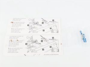 HO Scale Accurail 33311 GN Great Northern 3-Bay Covered Hoppers 3-Pack -UPGRADED