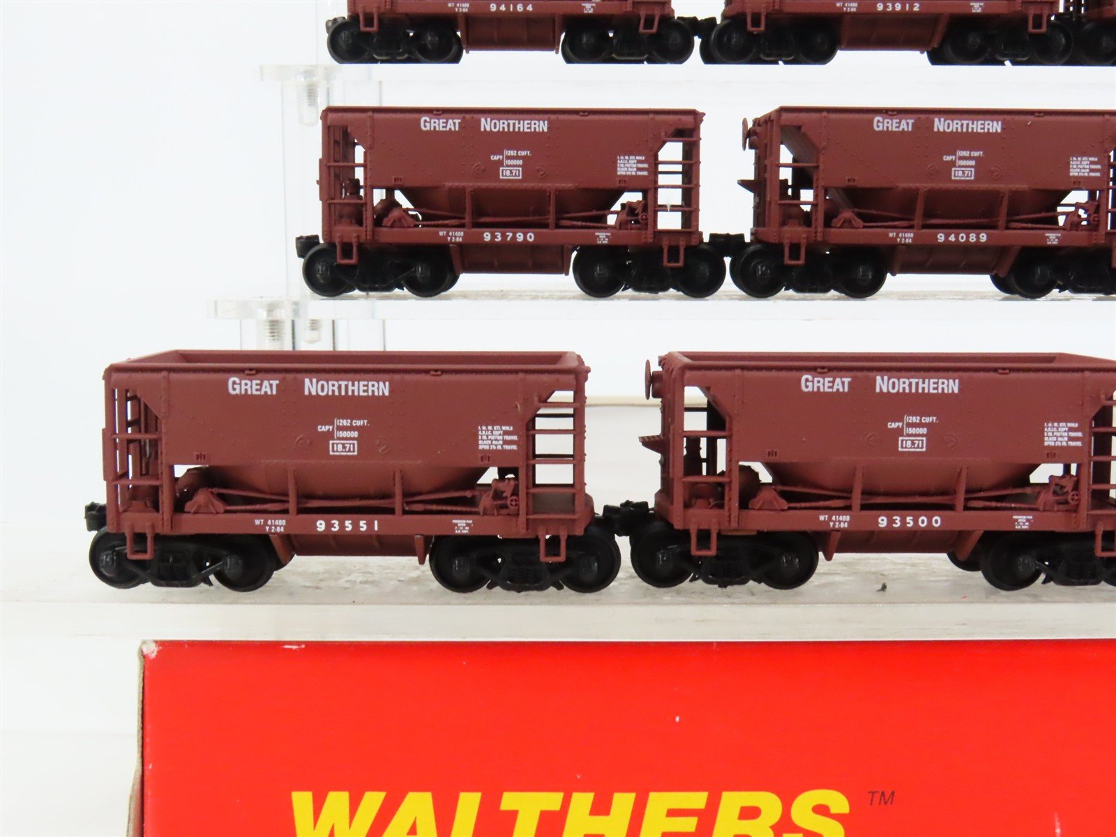 HO Scale Walthers 932-4462 GN Great Northern Ore Cars 12-Pack