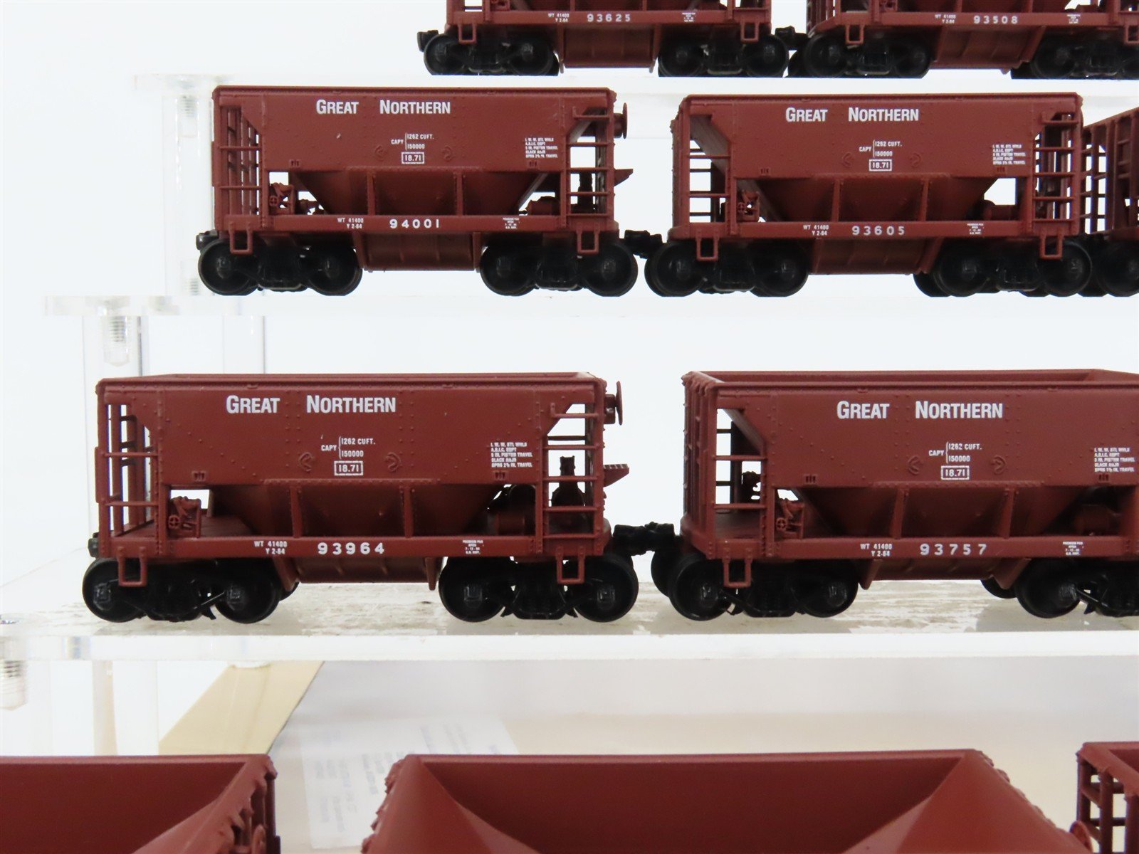 HO Scale Walthers 932-4452 GN Great Northern Ore Cars 12-Pack